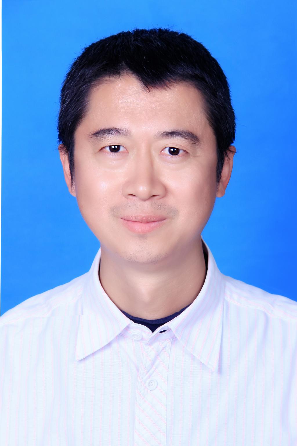 中国电子学会会员